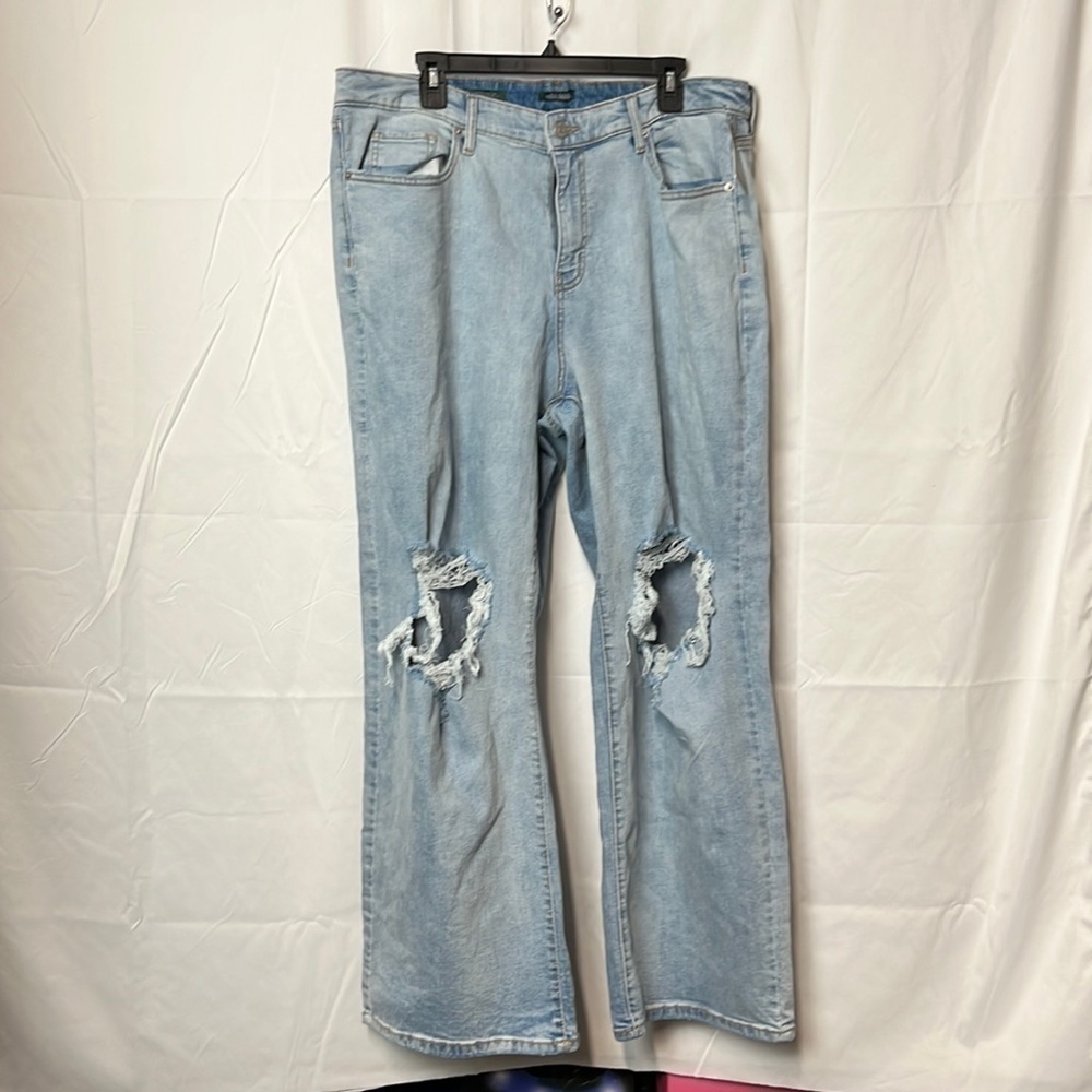 WILD fable, women’s high rise, baggy jeans.